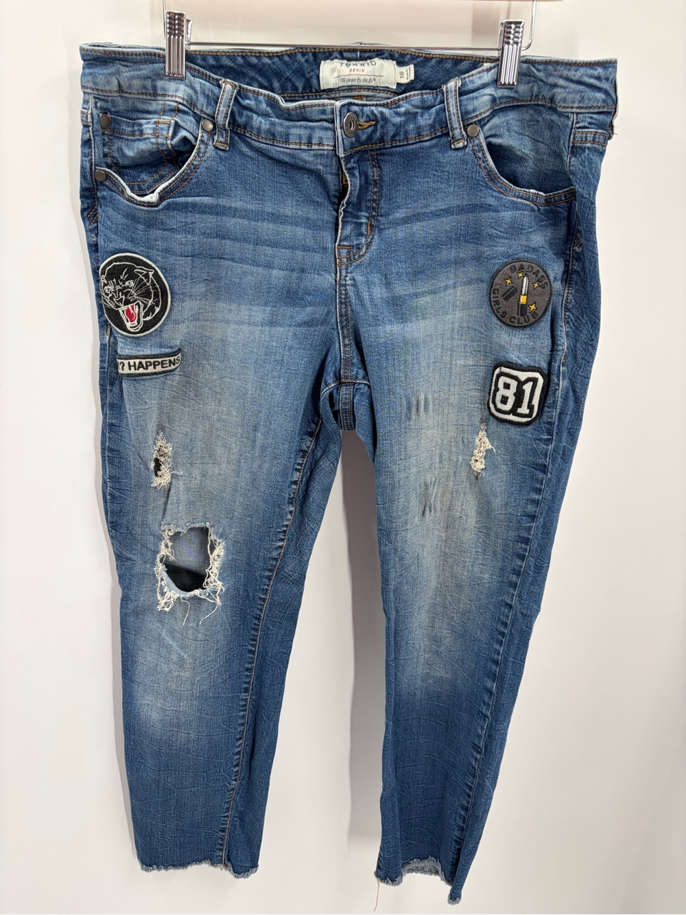 Torrid Distressed Boyfriend Ankle Jeans Patches Size 16